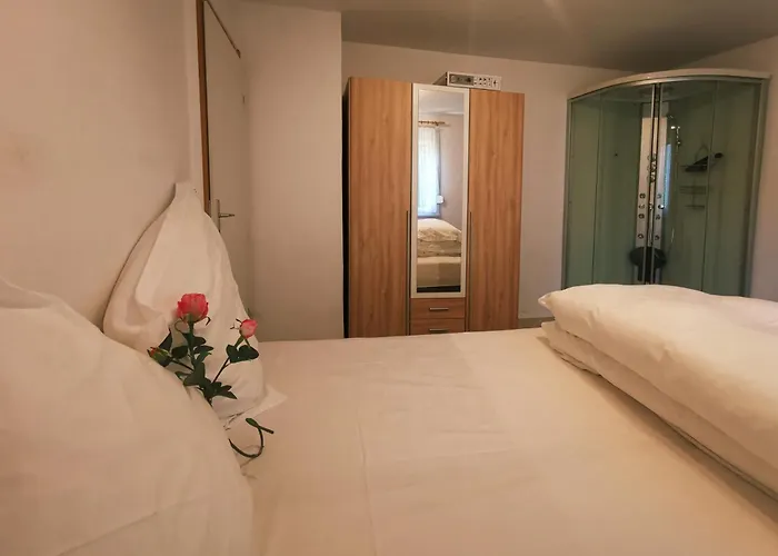 Rosen Garten Haus Apartamento *